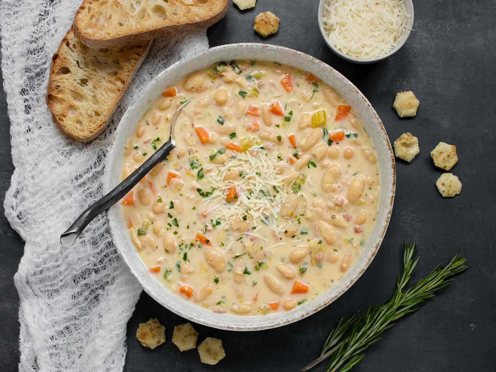 Tuscan White Bean Soup