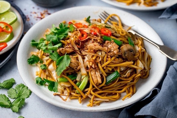Spicy Fried Noodles (Mee Goreng)