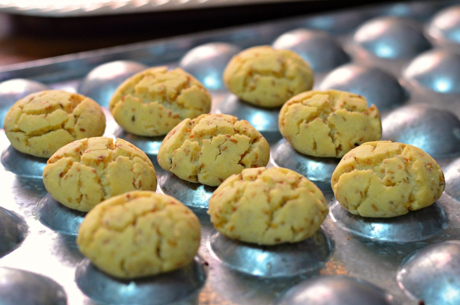 Moroccan Shortbread Cookies – Ghoriba Bahla Recipe